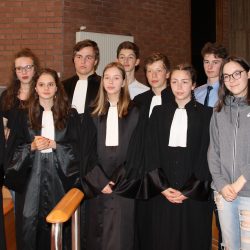 Des élèves au cœur de la justice