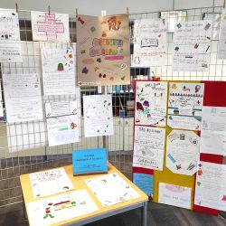 Exposition : Affiches « Collège responsable et solidaire » Quatrième Espagnol