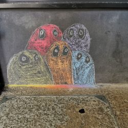 Street art dans la cour de l’école