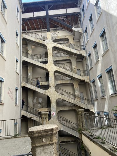 Séjour Lyon/Saint-Etienne Première Sainte-Thècle