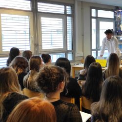 Concours d’Éloquence pour les élèves de Première en Enseignement de Spécialité