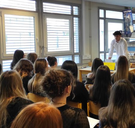 Concours d’Éloquence pour les élèves de Première en Enseignement de Spécialité