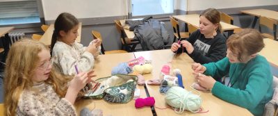 Atelier crochet Pause méridienne Sainte-Thècle