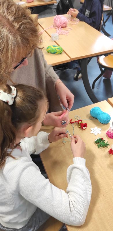 Atelier crochet Pause méridienne Sainte-Thècle