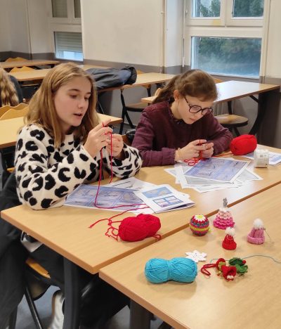 Atelier crochet Pause méridienne Sainte-Thècle
