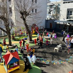 Une mi-carême haute en couleurs à l’école