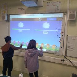 Réviser les tables de multiplication en ce2